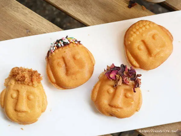 台中美食│台灣惠蓀咖啡〃近審計新村~大佛雞蛋糕登場，髮型DIY，快來比誰最潮～              