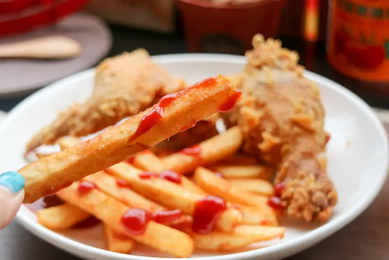 【高雄苓雅】咔滋樂美式炸雞。辦公室外送下午茶首選 代售電影票