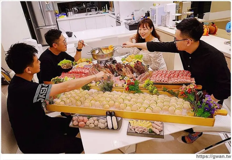 台中超狂屠龍到你家，客製化海鮮服務，一通電話在家吃屠龍大餐！