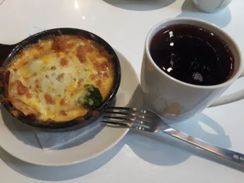 下午茶時間千層麵+花茶~  Chiyang Coffee 季洋莊園咖啡