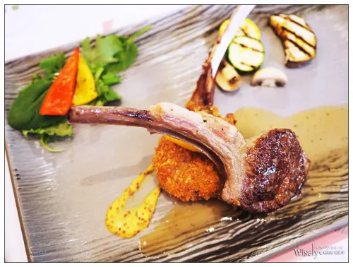 台北中山。美福大飯店：美國超鑽級羊肉。雙味美國法式羊排套餐