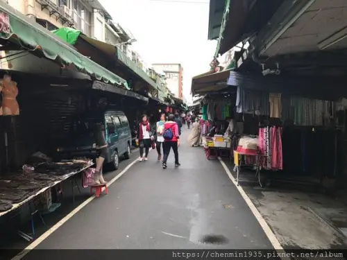 台北市松山區-良友牛肉麵