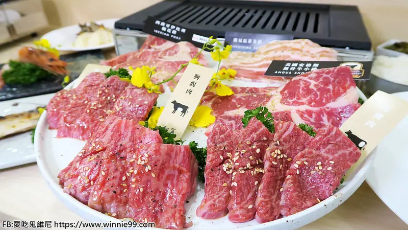 【佐賀野仁】台中公益路高檔和牛燒肉美食餐廳 除了有日本A5和牛燒肉吃到飽之外現在還推出個人套餐,一個人也能爽吃的吃日本A5和牛!也是飽到讓你不要不要的~~~