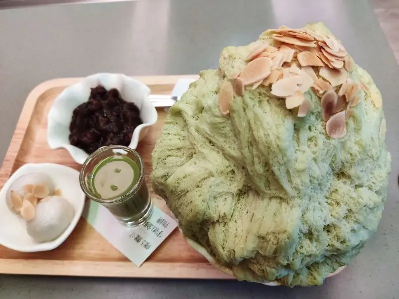 彩虹雪 冰館-台南東區/網美必來天然水果雪花冰甜品 - 潔絲蜜愛生活
