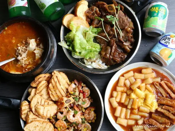 台中美食│開路比韓式烤肉kailubi〃逢甲必吃美食再一發！超好吃的韓式烤肉，還有辣炒年糕也是必點之一～        
      