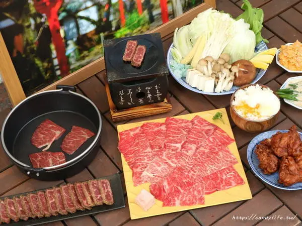 台中美食│嵐山熟成牛かつ專売-台中大里旗艦店〃除了好吃炸牛排，還有關西風和牛壽喜燒新登場！        
      