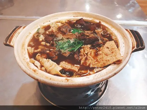 【基隆廟口】強哥一品羊肉爐│原八斗子夜市熱門美食，羊肉嫩醬料香辣