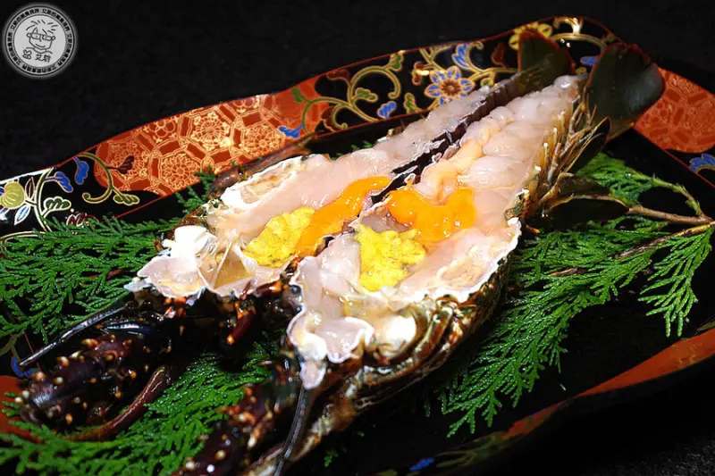 犒賞自己2019最牛火鍋新吃法．鍋割烹懷石料理．石燒伊勢海老．和牛威靈頓．和牛蒸餃．預約制桌邊服務．蘭亭鍋物和牛極緻料理