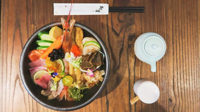 【築の藏 東京築地市場丼飯店_台北大安_平價日式料理_創意料理_寵物友善餐廳】｜台灣_台北市_大安區_美味食記