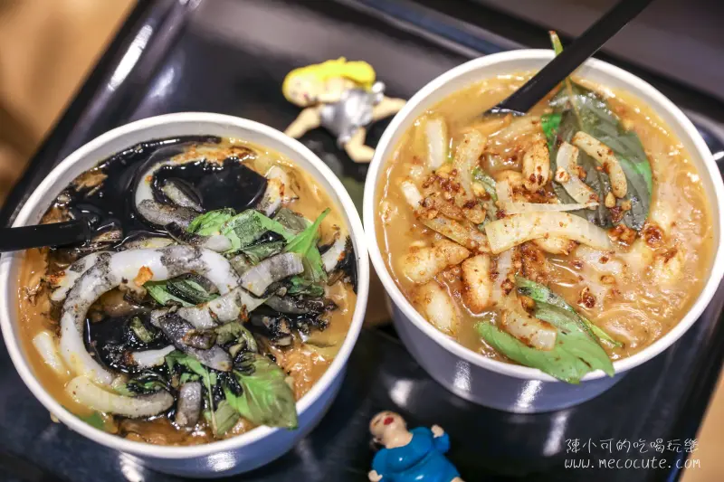 新開幕～麵線黑黑的！ㄅㄌㄟㄎ創意麵線，鐵板料理變身台灣麵線小吃！