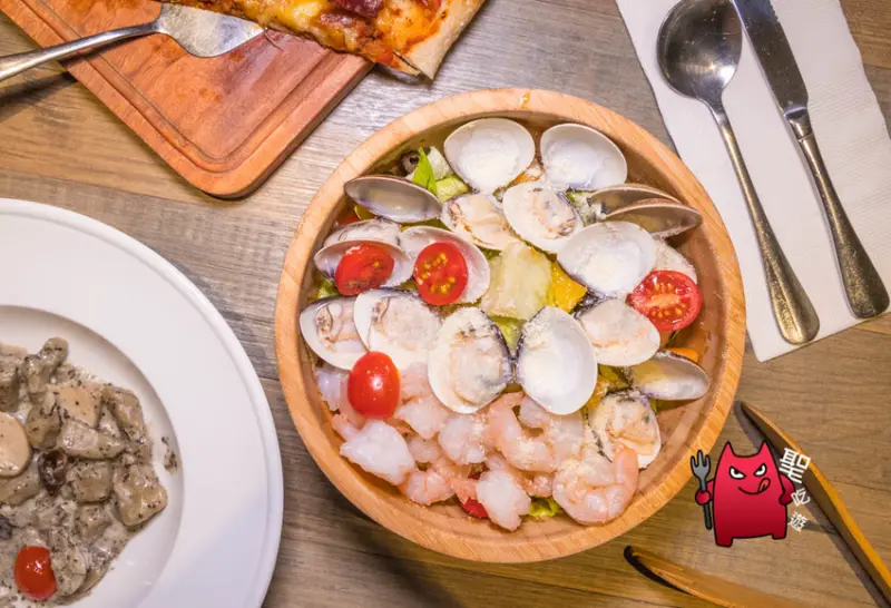 台北平價義大利餐廳》FELICITA 義食間｜200元就有不錯的義大利麵還有鋼琴演奏