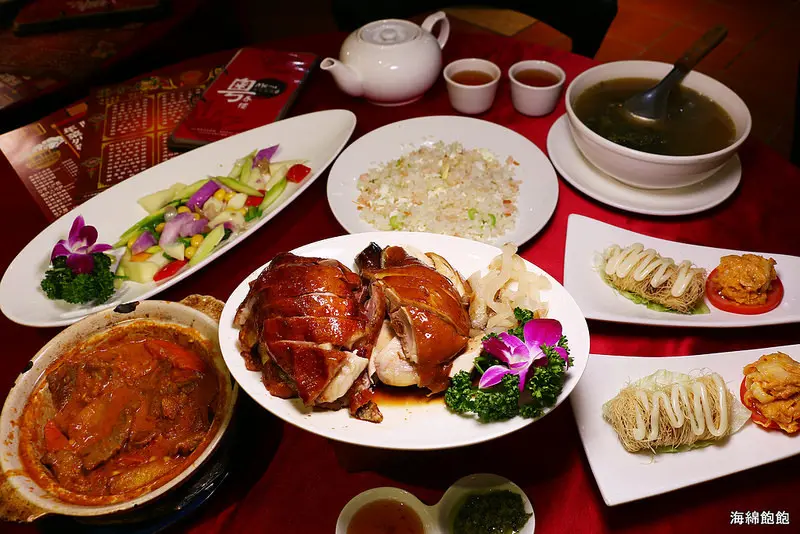 『粵春樓港式海鮮餐廳』商業午餐，春酒尾牙卡拉OK包廂，除夕圍爐及外帶年菜，冬季鍋物，大閘蟹，烤鴨三吃，港式煲湯，菜單價位(捷運台北小巨蛋站)