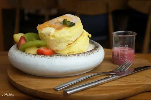 成真咖啡Come True Coffee (台北永康店)|台北永康街．東門捷運站．輕食．咖啡．下午茶．厚舒芙蕾鬆餅