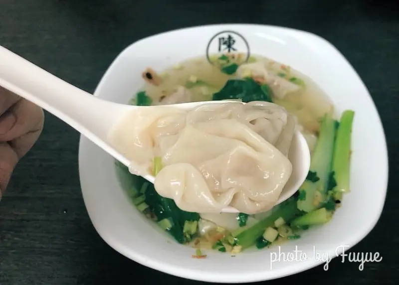 |台北萬華‧小吃| 料好實在鮮蝦餛飩湯《陳記麵食館》西門平價小吃推薦.捷運西門站 (附菜單)