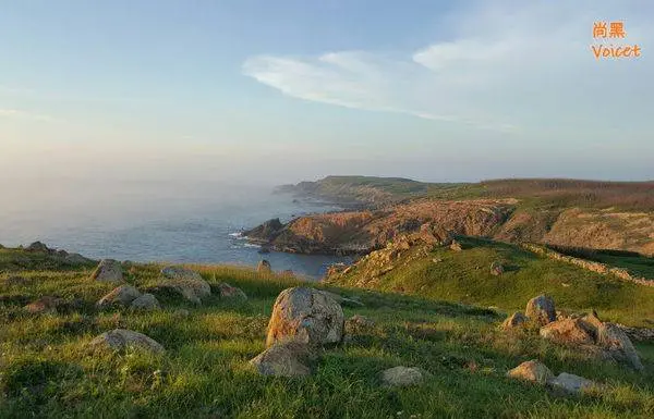 [澎湖-花嶼]2017.06.06-花嶼漂流記1-初見花嶼(船班+住宿介紹、花嶼燈塔夕陽)