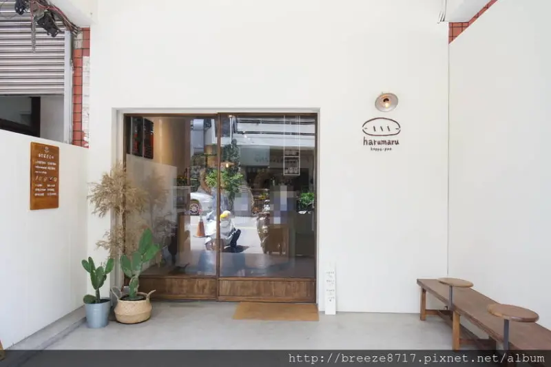 春丸街辺店│簡單餐包多樣口味【台中】