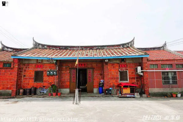 【苗栗。苑裡】隱身於田寮的村落。田寮鄭家古厝。苑裡鎮目前僅存雙燕尾翹脊的民居古厝