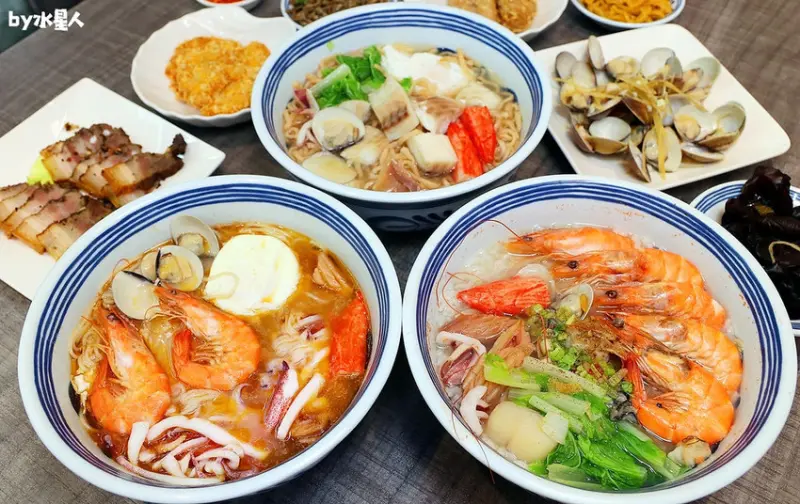 味尚鮮｜台中平價海鮮粥80元起，料多豐富大碗滿意，麻油鮮蚵中卷麵線、鍋燒意麵也超澎湃