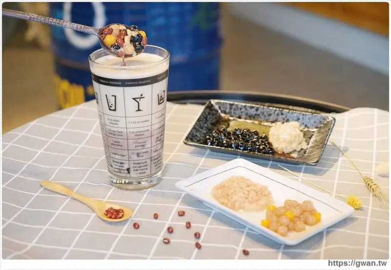 飲料界的佛跳牆底加，天冷熱熱喝，一杯就飽足！！