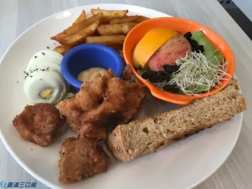【食記】高雄鳳山_加減晨廚@多樣化的早午餐組合 要怎麼加減乘除都行