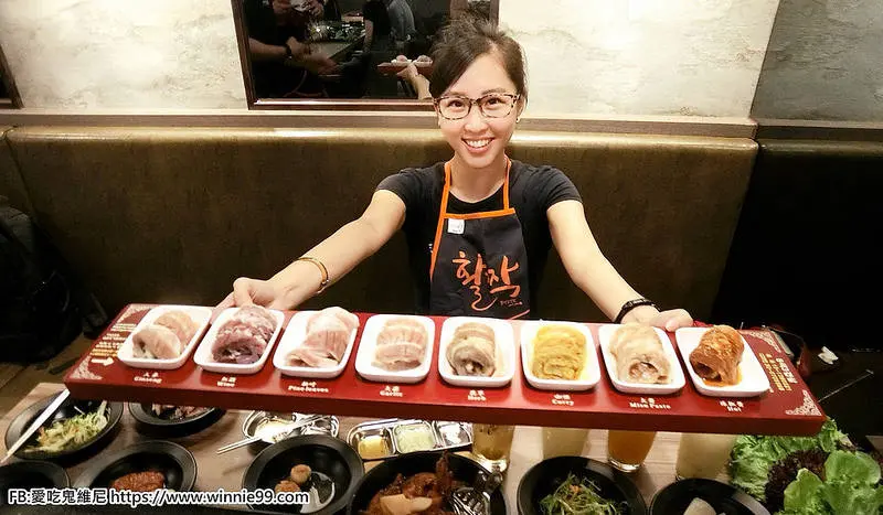 【八色烤肉進軍台中】了~~韓國第一品牌正宗八色烤肉不用再跑台北飛韓國,現在在台中中友百貨就吃的到! 八種口味一次滿足