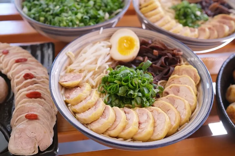 霸氣給料、滿到連麵都看不見！超佛心讓你免費加麵2次不用錢！