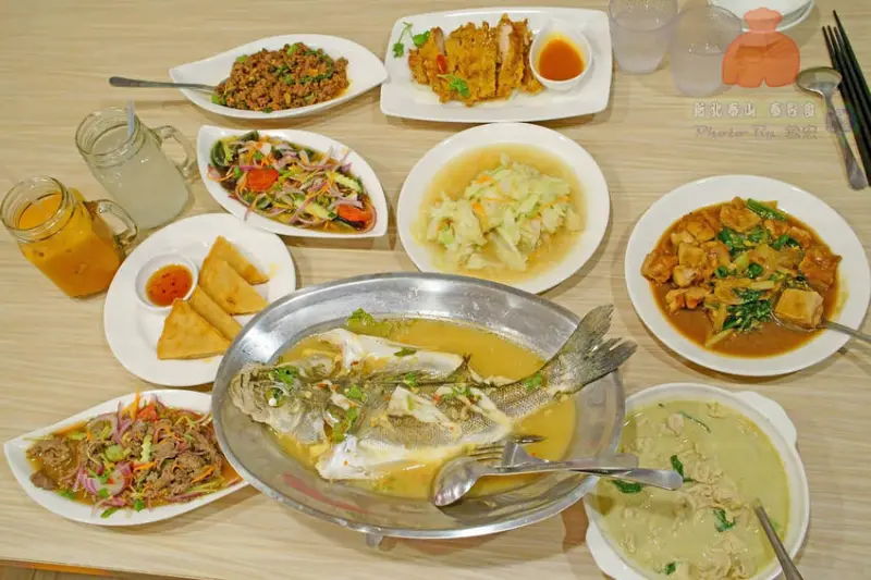 【泰山美食】平價泰式料理 泰饗食泰式小館 先來三碗飯！泰山人都愛 現點現做 20元茉莉香米內用吃到飽