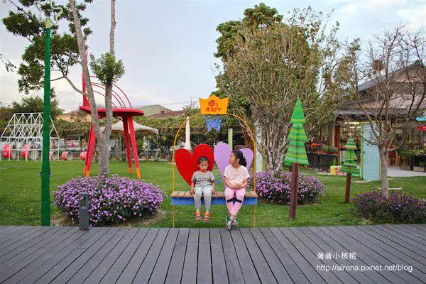 【台中。大雅】赤腳丫生態農莊。有大草皮x沙坑x清涼戲水池x溜滑梯x可愛小動物X兒童遊戲區，選一個休假日來一趟親子樂遊農莊趣。