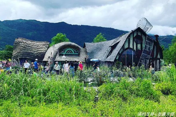 [遊記] 花蓮 - Mr. Sam 山姆先生咖啡館 ~ 超可愛夢幻童話屋，花蓮超人氣IG打卡夯景點