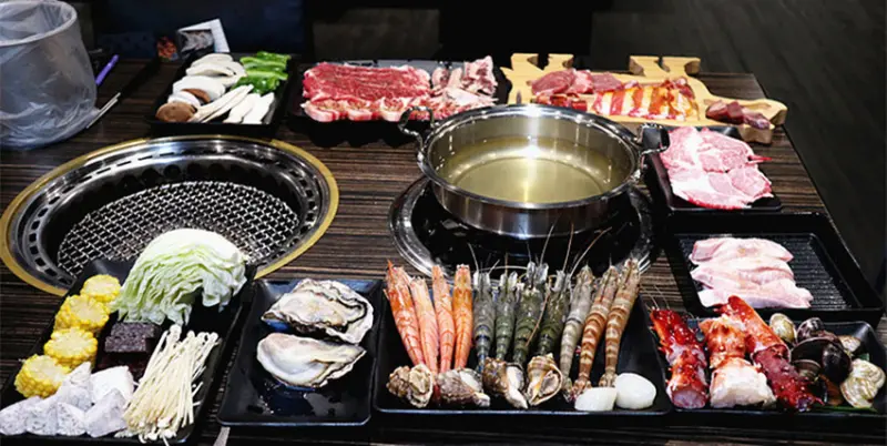 「新北樹林吃到飽」二訪【好客燒烤樹林秀泰店】生猛海鮮自助吧，598/666/858 三種價位吃到飽，特推858，可以用49/份加價購帝王蟹腳，無敵鮮美細緻，美國超大生蠔吃到飽！