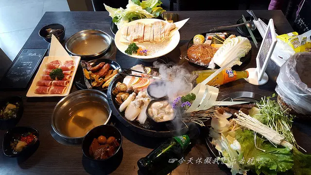 鍋家家。鍋媽祖傳花雕雞鍋&海鮮龍王鍋+自助吧百匯吃到飽