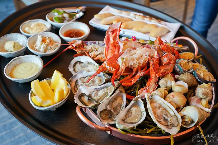 【風雅廚 Voyages by Alain Ducasse】摩珀斯酒店~米其林三星主廚打造的特色餐廳，內部設計與餐點令人驚豔，午餐不用台幣千元就可享用的到|澳門美食推薦