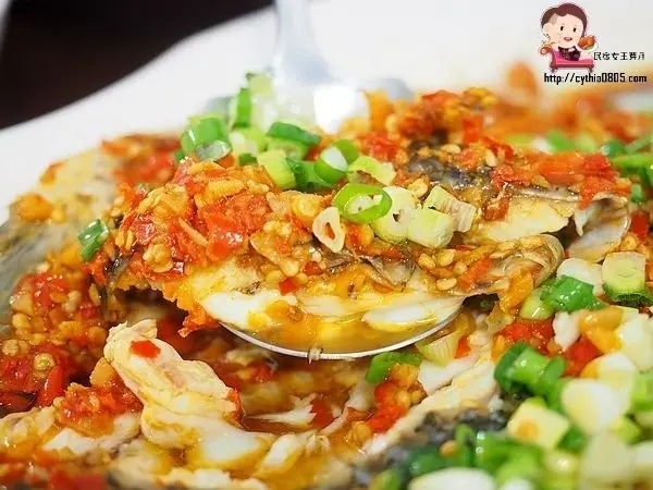 楊梅交流道附近的小社區裡面，也有道地的川菜館!!辣妹子快攻