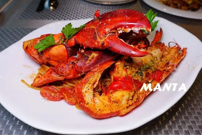 台北松江南京站美食 ▶ MANTA歐陸料理 ▶ 好霸氣的龍蝦麵 徜徉海洋氛圍的中山區餐酒館・私房料理・商業午餐