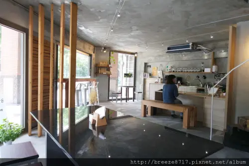 沐 Cafe│興大綠園道旁獨特風格咖啡館【台中】