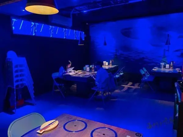 【新北美食】新莊區◎水貨炭火烤魚火鍋，燒酒雞烤魚雙重享受，寒流進補神推一波。