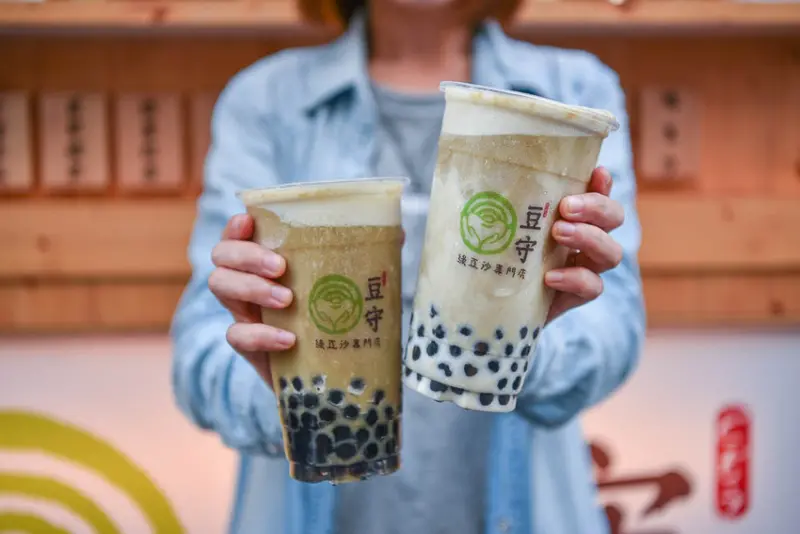 豆守綠豆沙專門店：台中西區美食-向上市場擄獲婆婆媽媽的綠豆沙牛奶，大杯只要$40元