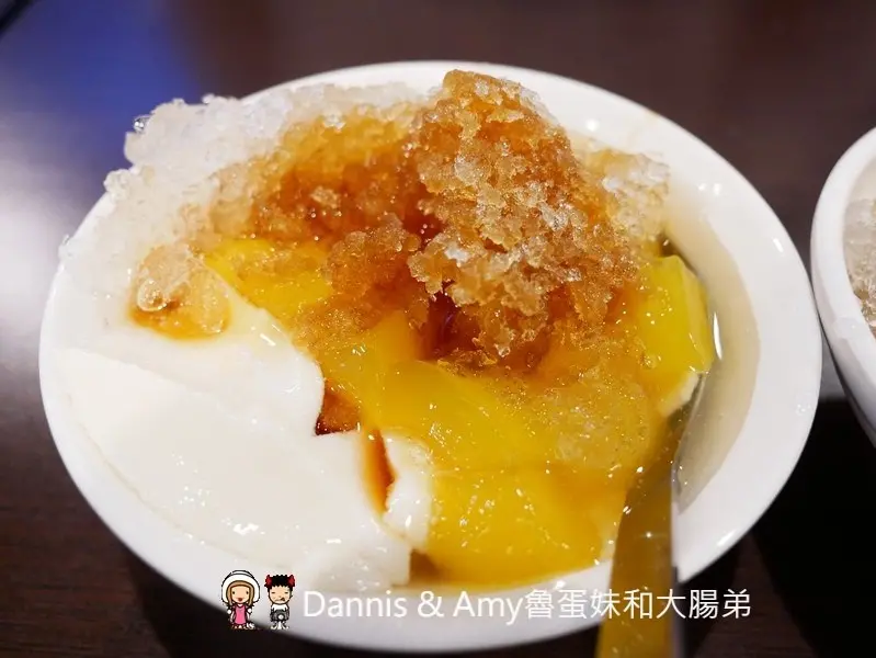 《新竹那裏有米苔目》二代米苔目傳統冰品專賣店x,粉粿豆花︱湳雅大潤發旁 - Dannis & Amy魯蛋妹和大腸弟
