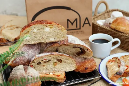 E-ma柴燒窯烤歐式麵包｜藏身苗栗三義秘境麵包，各個比臉大超有料，全台宅配吃得到