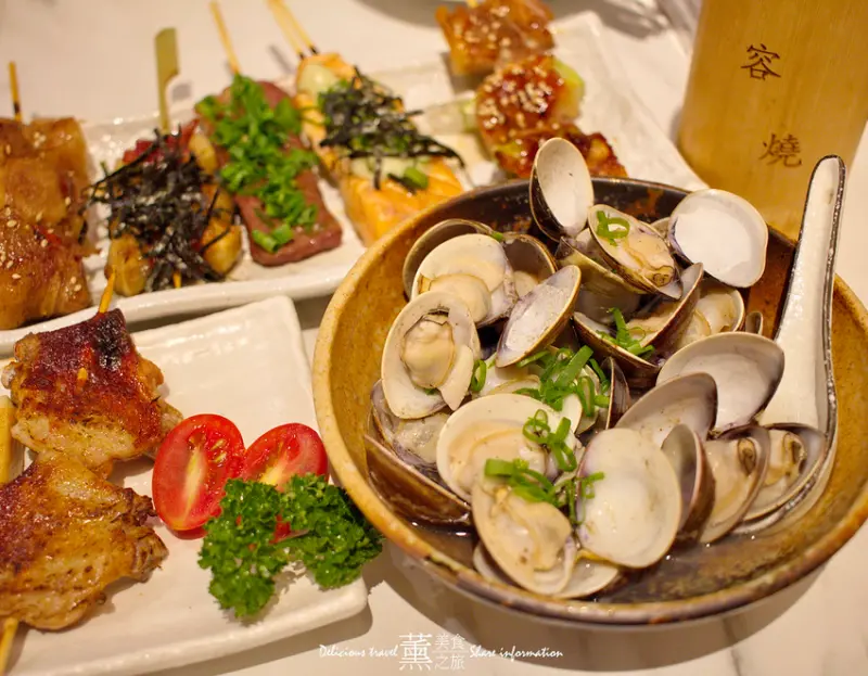 「台中宵夜美食」容燒居酒屋-南屯區深夜美食推薦、寵物友善餐廳、凌晨小酌推薦燒烤聚餐美食。