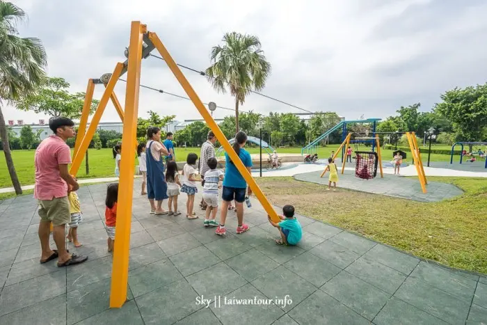 新北親子景點-三重唯一雙滑軌公園