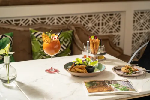 高雄，鼓山區 | ﻿﻿﻿﻿﻿﻿﻿﻿BoboRose Coffee。不用出國，這裡美景浪漫的令人心醉 |