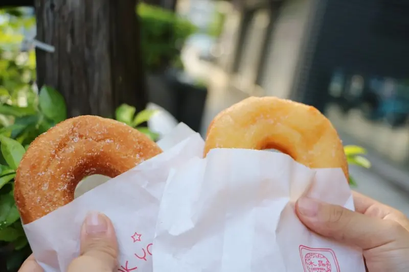 高雄美食。原來是霧台神山小米甜甜圈 x 像麻糬一樣Q軟好吃
