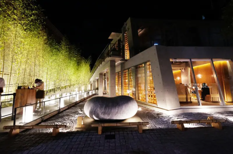 台中南屯│一笈壽司-公益路輕井澤新品牌，8貫握壽司套餐300元有找，滿5盤玩戳戳樂 - 藍色起士的美食主義