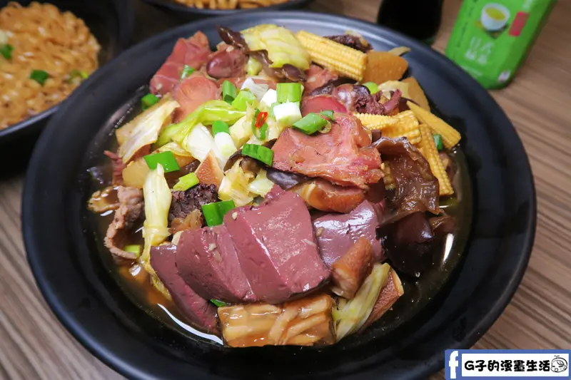 滷先覺 養生滷味-居然有朝天椒口味!CP值高,有內用座位+冷氣~推豬腱肉.鴨血.豬大腸.牛肉片.北醫美食北醫滷味