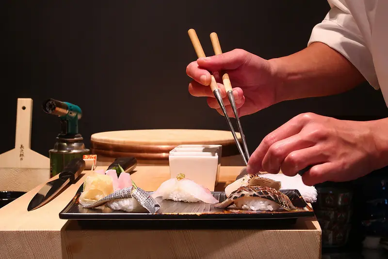 【台北美食】淀殿Yodo Dono|絕對不會路過，超隱蔽的高檔日式料理就坐落在台北101大樓旁，信義區日式料理推薦/適合長輩的高級餐廳@鮪魚的奶奶