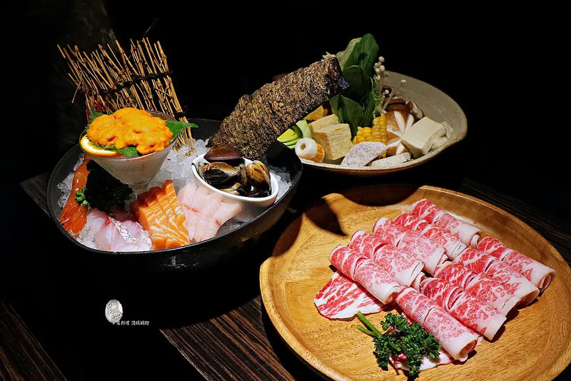 【信義市政府】宸料理頂級火鍋-豪華海膽X無骨牛小排 雙人活海鮮