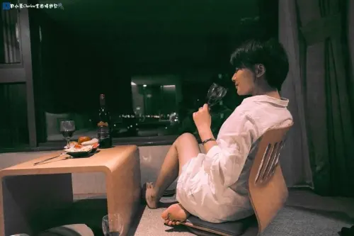 【酒類飲品】玉泉葡萄酒品飲心得分享，感情不要想太多，就用玉泉台灣之美－情人節限定版～與另一半互相舉杯，慶祝當初的相遇吧！(邀約)