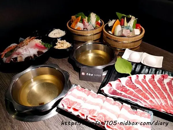 【台北美食】千荷田日式涮涮鍋 三越店 免費提供冰淇淋/飲料無限享用 #中山捷運站 #中山區美食 #台北火鍋 #小無敵海陸鍋 #海鮮鍋