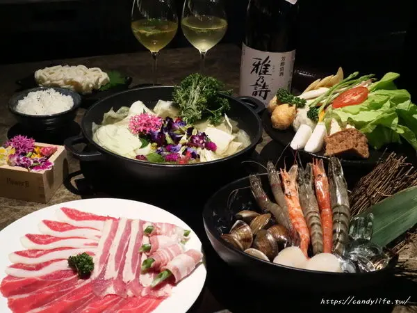 台中美食│花吧 flower8〃超美香草火鍋，將食用花倒入鍋中，繽紛創意，顛覆你的想像～        
      